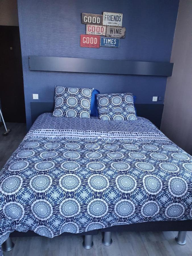 Caveau Du Rond Point Buxy Exteriör bild